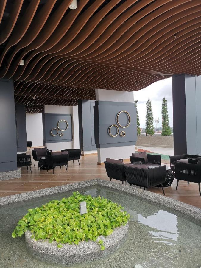 Deena Suite at Troika ,Kota Bharu Buitenkant foto