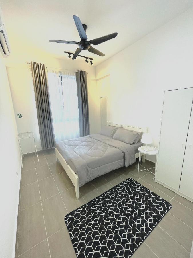Deena Suite at Troika ,Kota Bharu Buitenkant foto